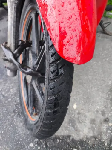 Honda diz 125 es 2012 bem conservada