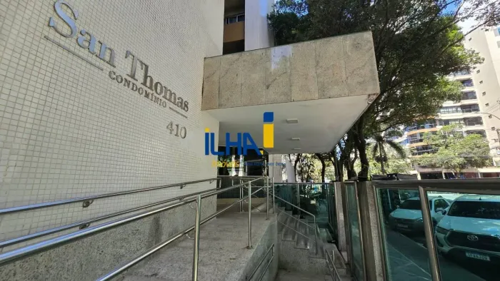 Excelente apartamento 03 quartos, amplo na Praia de Sta Helena