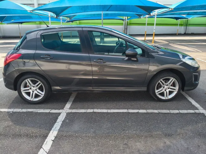 Peugeot 308 Allure 1.6 Flex 16V 5P Mec. 2013