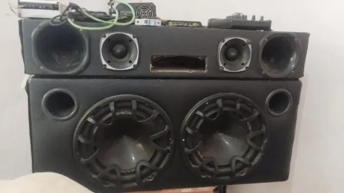 Vende-se Som completo