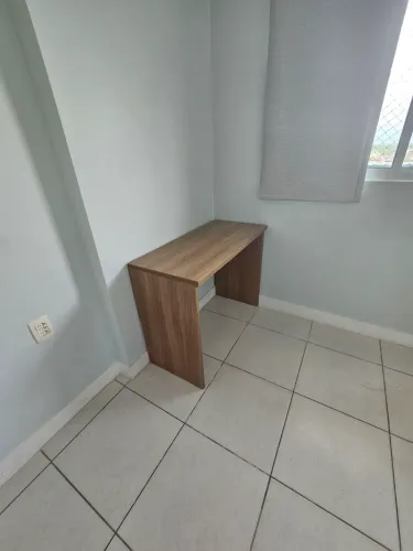 Mesa de escritório Etna