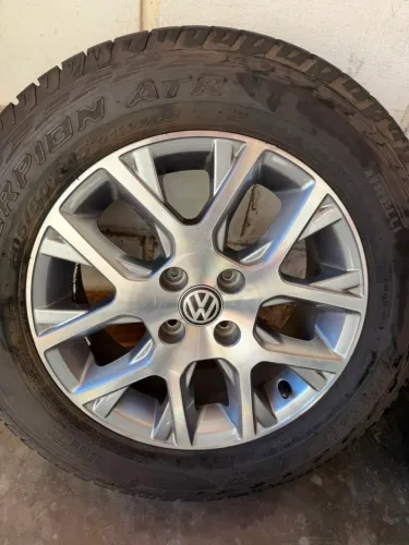 Rodas originais pneus scoorpion