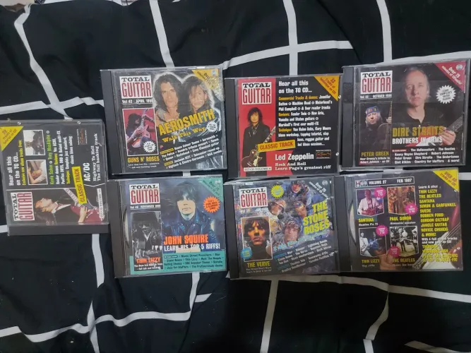 7 CDs total guitar impecável as mídias