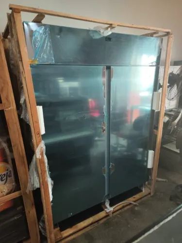 GELADEIRA COMERCIAL 2 PORTAS GELOPAR