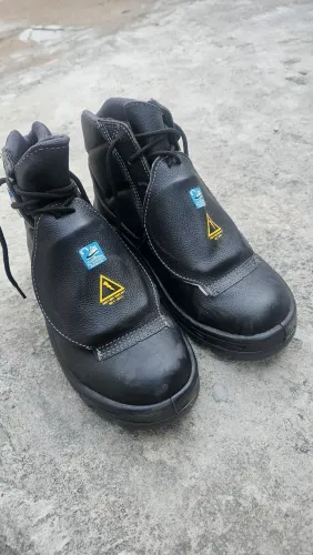 Vendo bota profissional