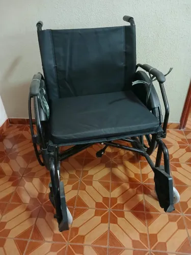 VENDO CADEIRA DE RODAS