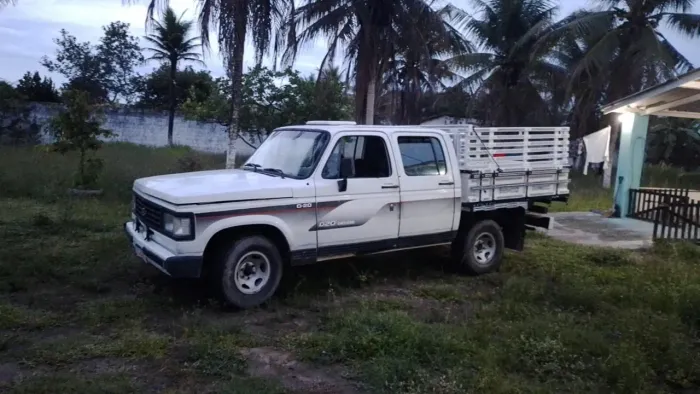 Chevrolet D-20 S / Luxe 3.9/4.0 Diesel 1989