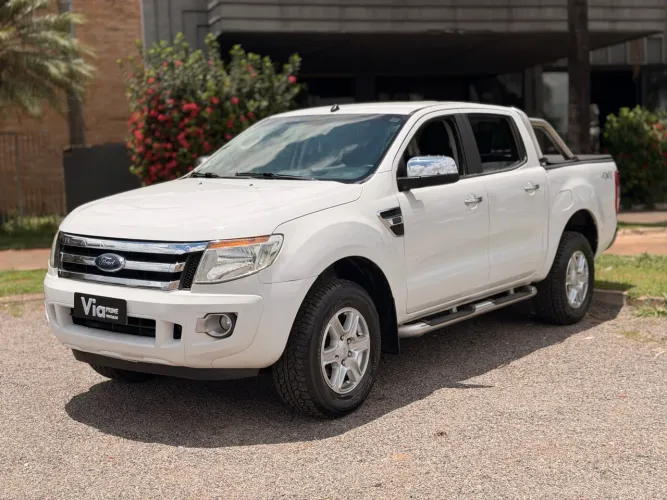 Ford Ranger XLT 2.5 16V 4X2 CD Flex 2013