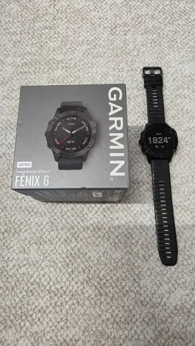 Vendo Relógio Garmin, Fênix 6, tela Safira. Excelente estado.