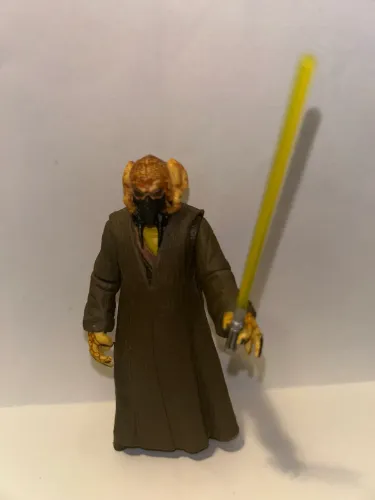 Action Figure Star Wars (81) - Mestre Jedi Plo Koon