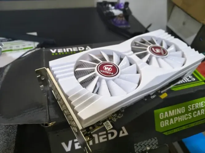 RX580 2048sp 8GB - VEINEDA