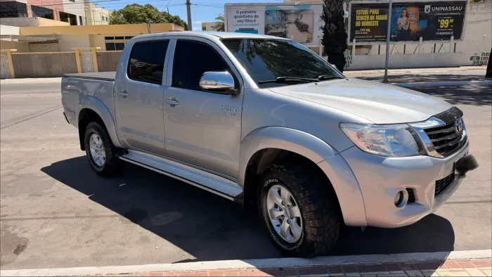 Toyota Hilux CD SRV 4X2 2.7 Flex 16V Aut. 2015