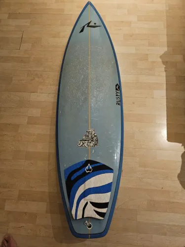 Prancha de surf Rusty Dozer 6'0" 33L (quilha fixa) - usada 2 vezes, em perfeito estado