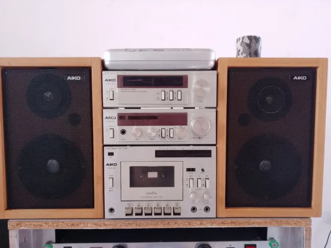 Som Aiko vintage muito bonito