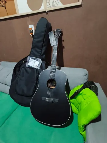 Vendo violão zero TAGIMA BLACK WOODY