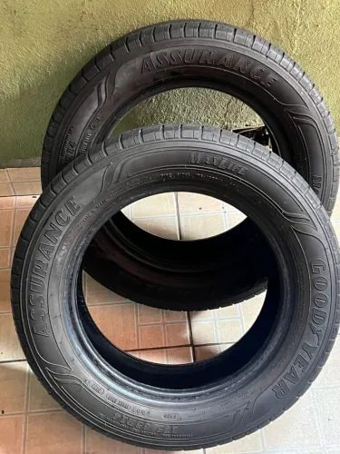 pneus goodyear 175/65 r14-par em ótimo estado ( 2022 )