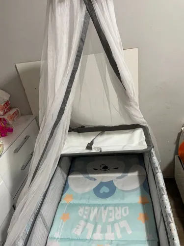 Vendo berço semi novo