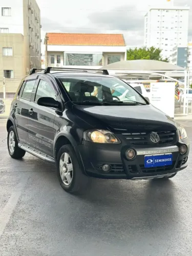 Volkswagen Crossfox 1.6 MI Total Flex 8V 5P 2010