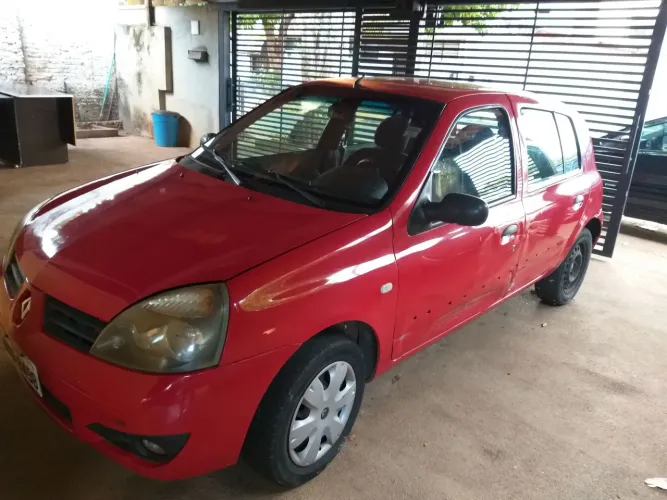 Renault Clio Hi-flex 1.0 16V 5P 2011