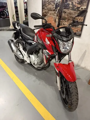 CB 250F TWISTER CBS