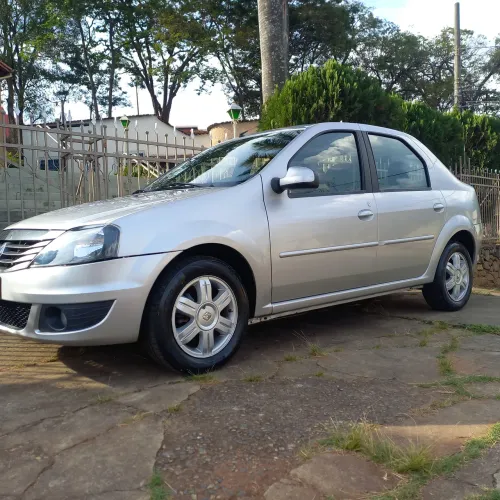 Renault Logan Expression Hi-flex 1.6 8V 4P 2012