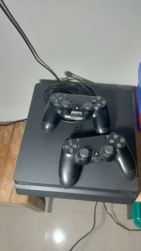 Playstation 4 slim 1TB