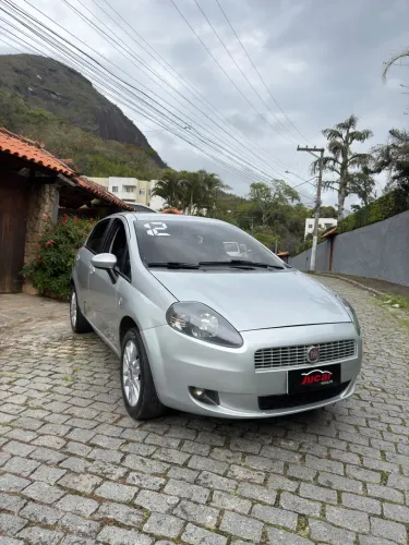 Fiat Punto Attractive 1.4 Fire Flex 8V 5P 2012