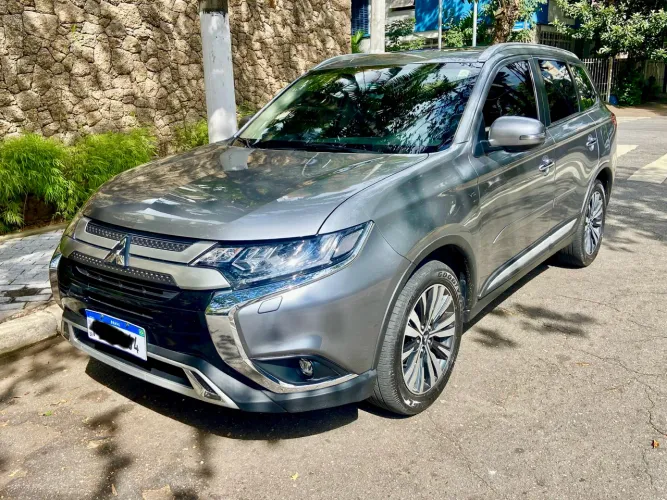 Mitsubishi Outlander HPE-S 3.0 V6 4X4 5P Aut. 2022
