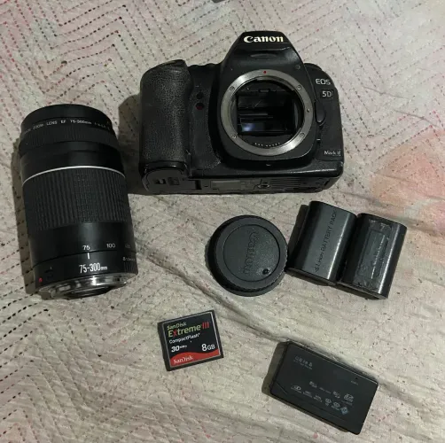 Camera Cânon 5D Mark II