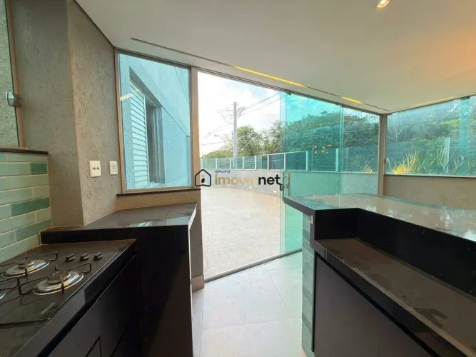 Area Privativa 03 quartos sendo uma suite e duas semi suites com elevador a venda Bairro C