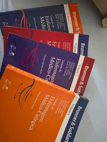 Livro de enfermagem brunner