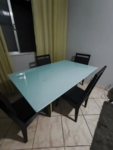 Mesa 4 lugares tampa de vidro
