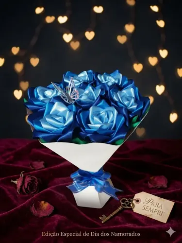 Buquê de flores de cetim mescladas