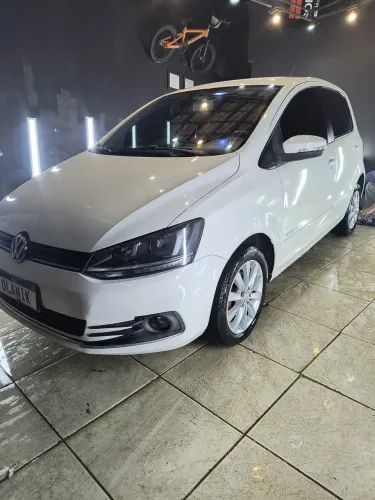 Volkswagen Fox Comfortline 1.6 Flex 8V 5P 2015