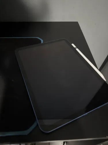 iPAD 11 POUCO USADO C/ APPLE PENCIL USB-C