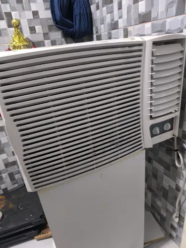 Ar Condicionado Janela Springer Midea 18.000 BTUs - 220V (Classe A)