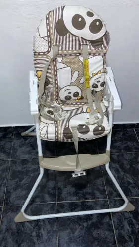 Cadeirinha alimentação bebê