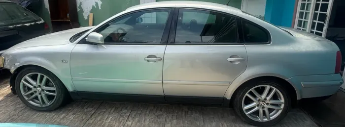 Volkswagen Passat 1.8 Mec. 1999
