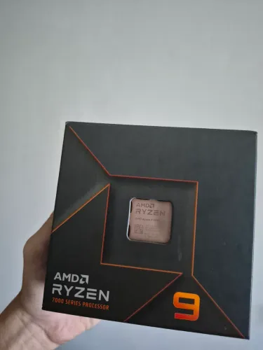 Ryzen 9 7900