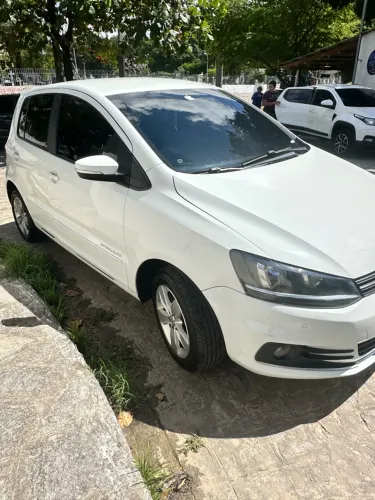 Volkswagen Fox Comfortline 1.6 Flex 8V 5P 2018
