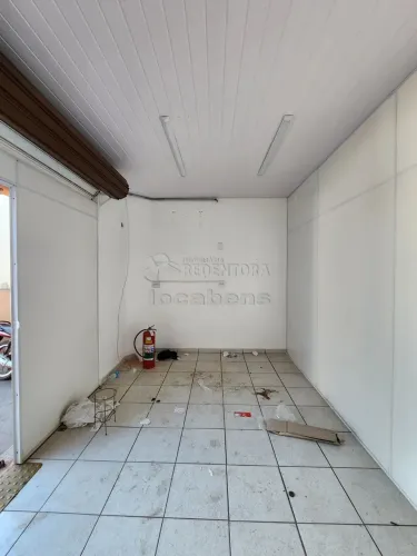 Jardim Schmitt Salão com 64 M²