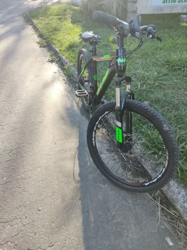 Bicicleta aro 24