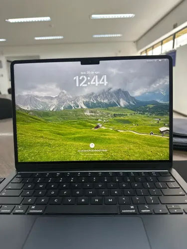 MacBook Air M2 2022