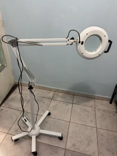 Lupa profissional - salão de beleza