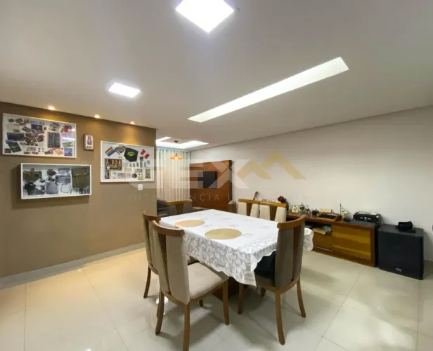 Apartamento à Venda com 03 Quartos no Bairro Dr. José Thomaz em Divinópolis MG.