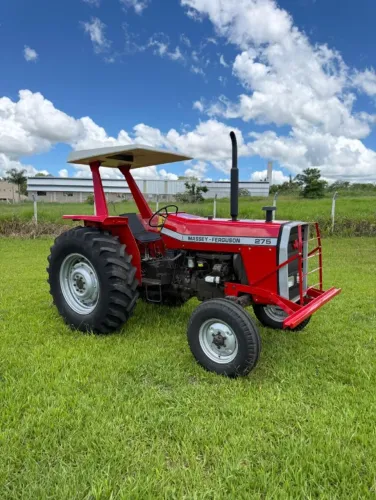 Massey Fergunson 275