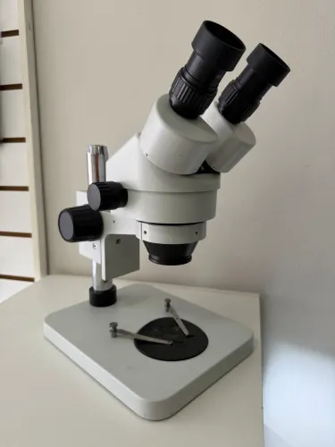 Vendo Microscópio