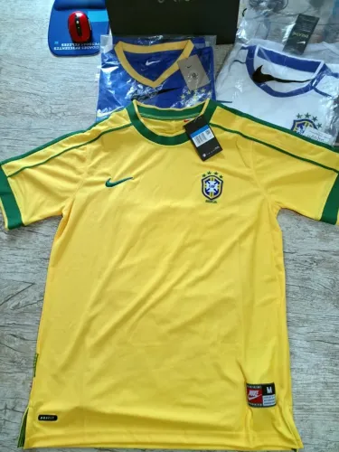 Camisas Retrô de Futebol - Modelos Clássicos | Qualidade Alta