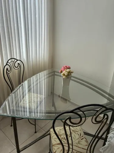 Mesa Vidro Seis cadeiras