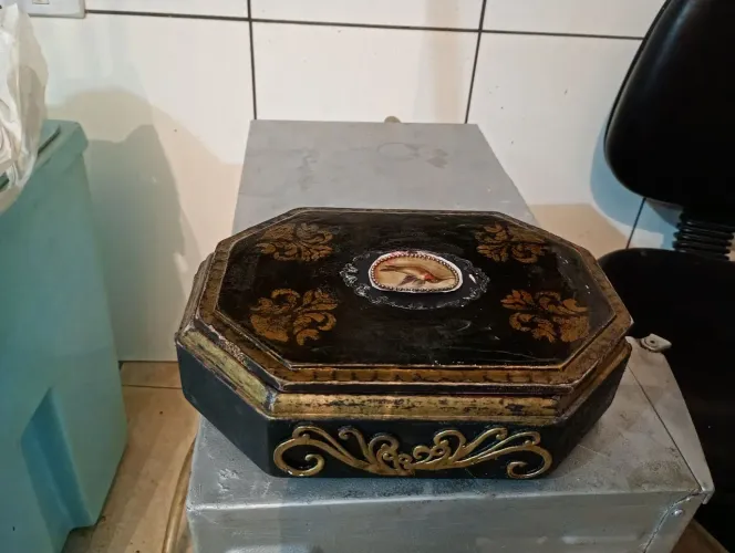 CAIXINHA DE MADEIRA ANTIGA ORIGINAL